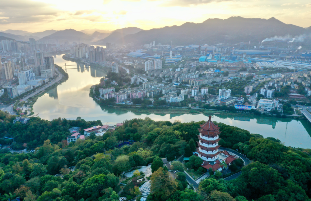 福建，歷史長河中的璀璨明珠